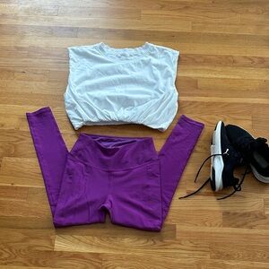 Calia/stay powerful/ by Carrie Underwood/ size small/great magenta color